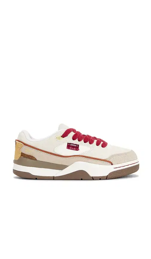 Flight Court SE Sneaker Flight Court SE Sneaker