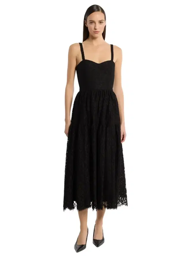 Floral Lace Sweetheart Dress in Floral Lace Sweetheart Dress in
