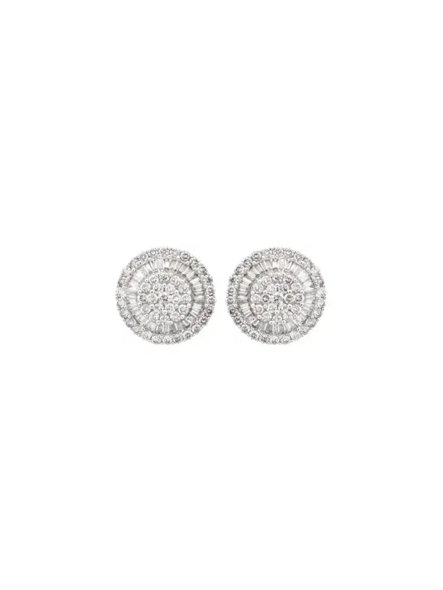 1.73cts Diamond 18K Gold Illusion Set Stud Earrings 1.73cts Diamond 18K Gold Illusion Set Stud Earrings