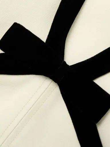 Tom Ford Bow-embellished Velvet-trimmed Wool And Silk-blend Crepe Mini Dress | Thumbnail 4 Tom Ford Bow-embellished Velvet-trimmed Wool And Silk-blend Crepe Mini Dress | Thumbnail 4