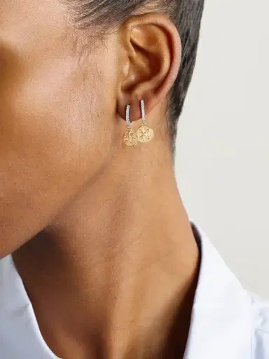 Foundrae Resilience Mini Medallion 18-karat Gold White And Yellow Gold Diamond Single Hoop Earring | Thumbnail 4 Foundrae Resilience Mini Medallion 18-karat Gold White And Yellow Gold Diamond Single Hoop Earring | Thumbnail 4