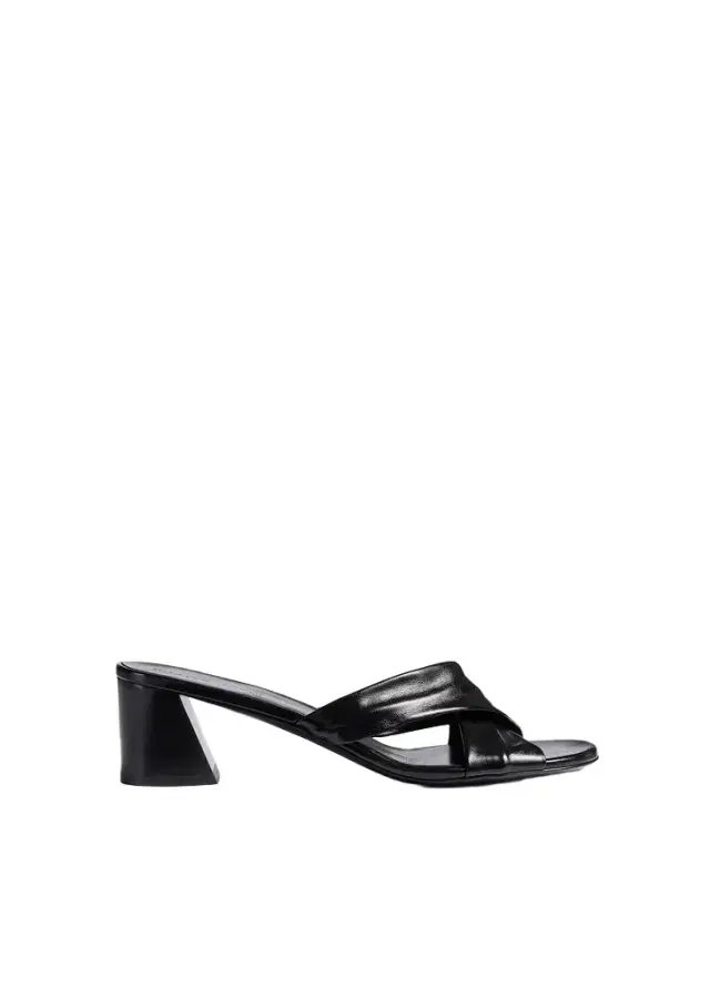 Liria Sandal In Black Glazed Leather Liria Sandal In Black Glazed Leather