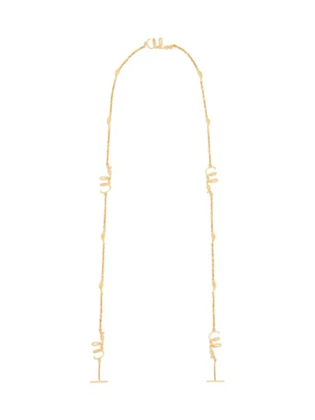 The Chloé Iconic eyewear chain The Chloé Iconic eyewear chain